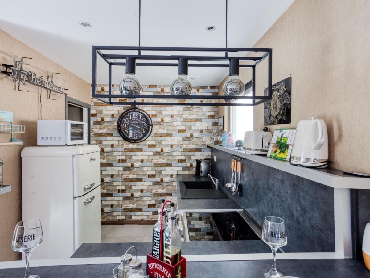 Cosy Apartment In Eperlecques With Fireplace מראה חיצוני תמונה