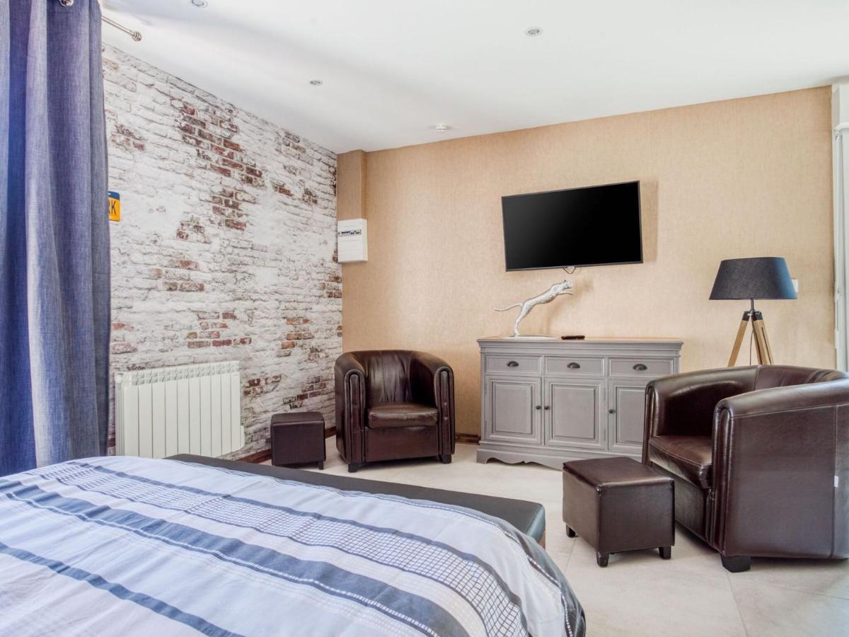 Cosy Apartment In Eperlecques With Fireplace מראה חיצוני תמונה