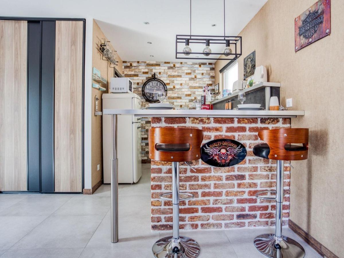 Cosy Apartment In Eperlecques With Fireplace חדר תמונה