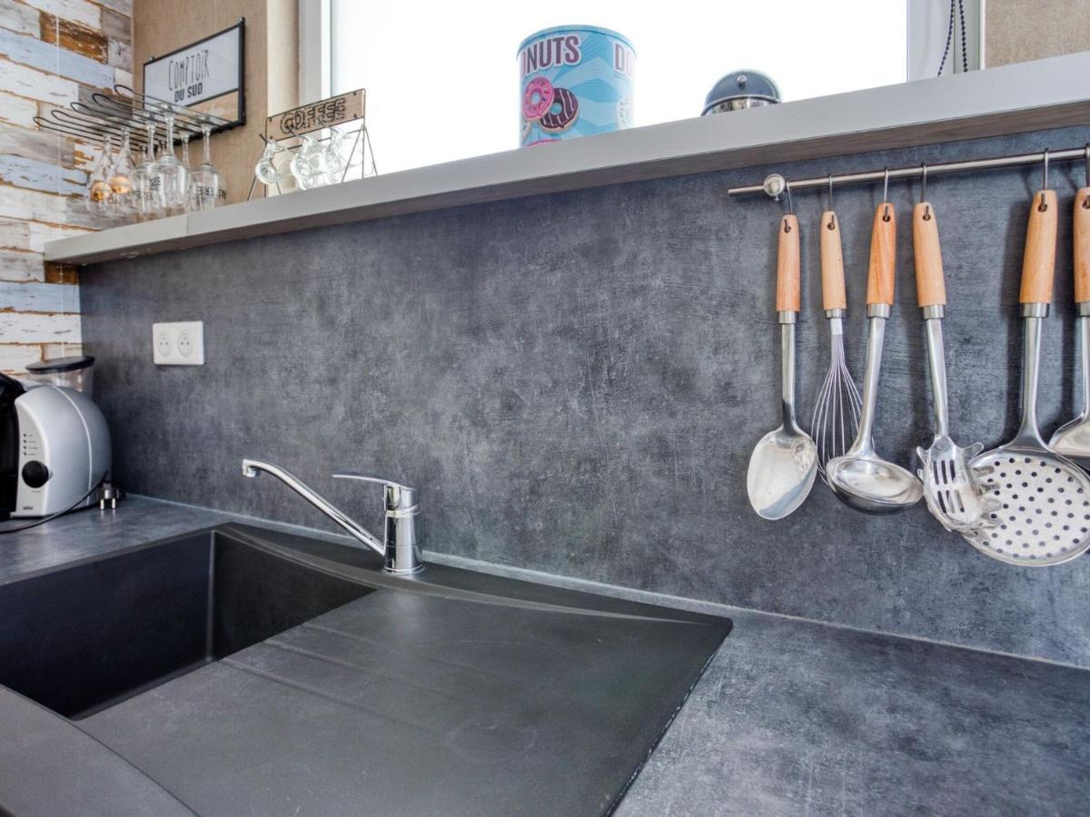 Cosy Apartment In Eperlecques With Fireplace חדר תמונה